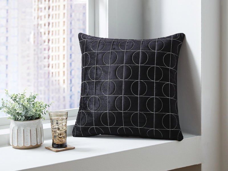 Kydner Pillow (Set of 4)