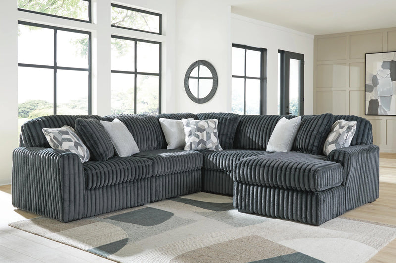 Monroe Sectional with Chaise