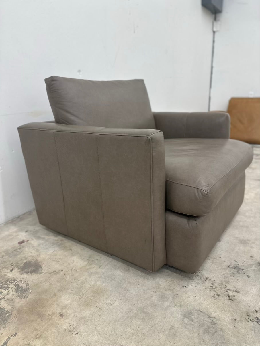 Crate and Barrel Lounge Leather Swivel Chair