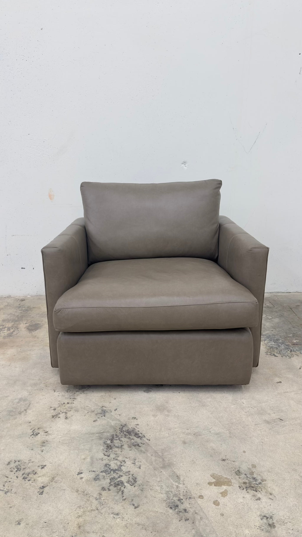 Crate and Barrel Lounge Leather Swivel Chair