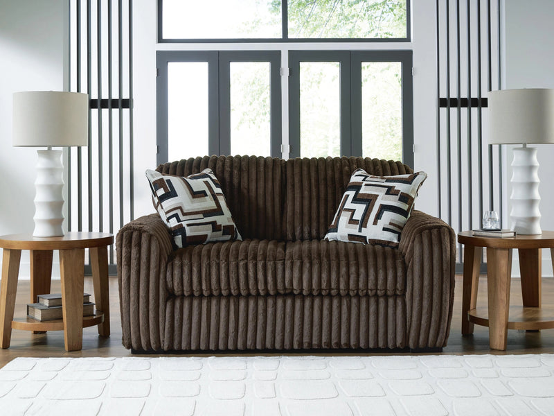 Monroe Loveseat
