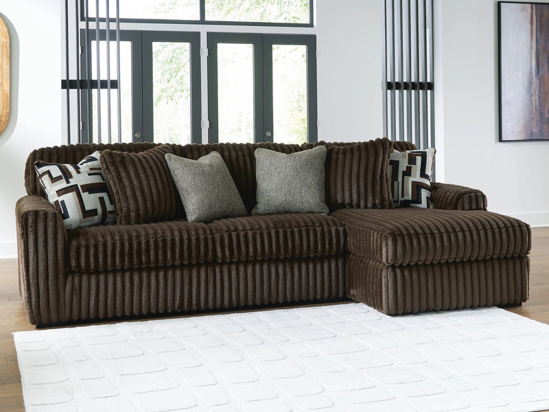 Monroe Sectional Sofa with Chaise