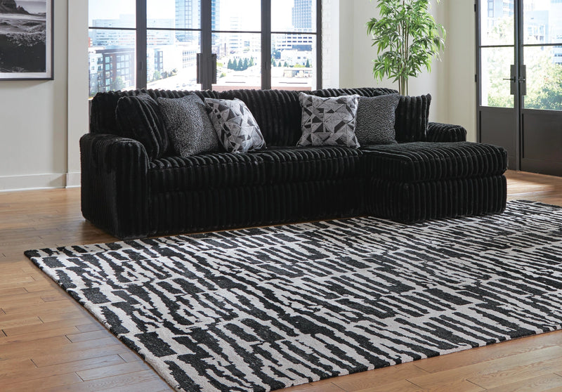 Monroe Sectional Sofa with Chaise